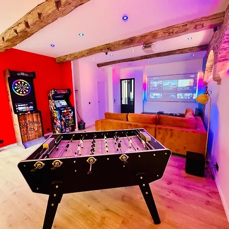 Quartier General Des Gamers Arcade Terrasse Semesterbostad Saint-Omer (Pas-de-Calais)